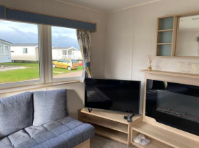 Charming 3-Bed Holiday home at Primrose Valley